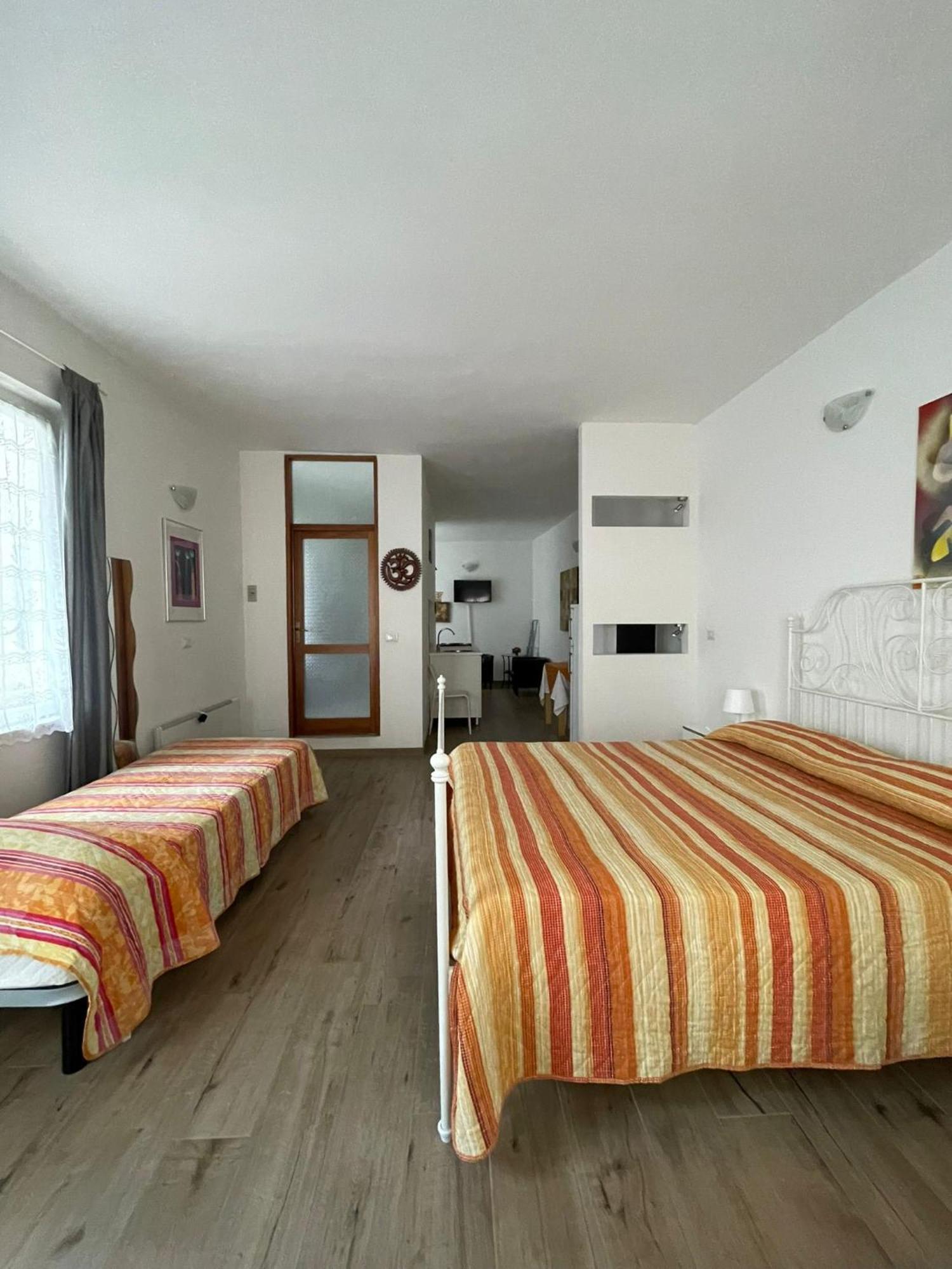 Vecchia Riva Lejlighedshotel Værelse billede